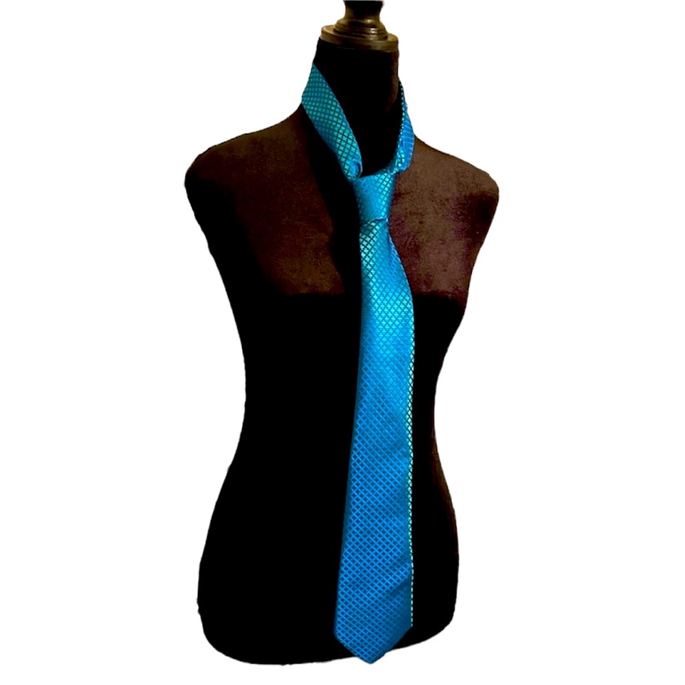 Hi-Tie Necktie! 100% Silk! Two tone